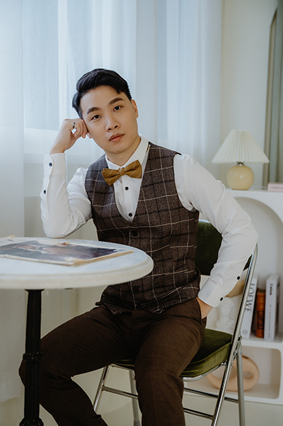 Yung-Yu Lee